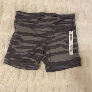 IAB camo lifting shorts